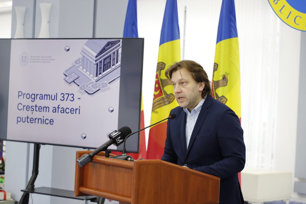 Guvernul introduce măsuri pentru a reduce birocrația și a spori eficiența achizițiilor publice